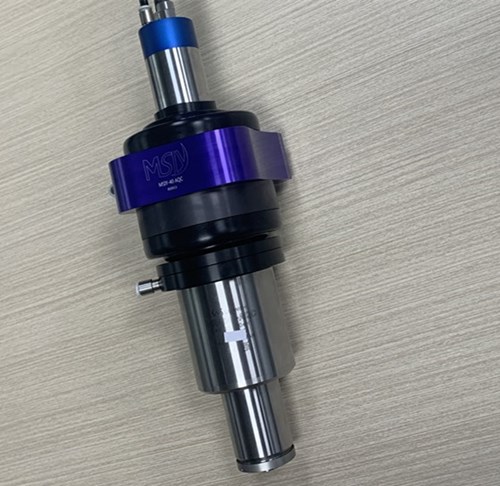 機(jī)器人自動(dòng)換刀主軸 .jpg 機(jī)器人自動(dòng)換刀主軸 .jpg